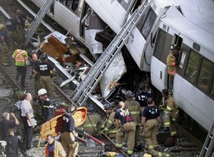 AP Photo/Pablo Martinez Monsivais EMS workers respond to the DC Metro crash on June 23 in Washington, D.C., that killed nine passengers.