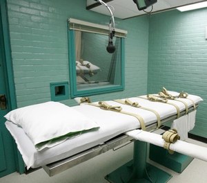In this May 27, 2008 file photo, the gurney in Huntsville, Texas, where Texas' condemned are strapped down to receive a lethal dose of drugs. (AP Photo/Pat Sullivan, File)