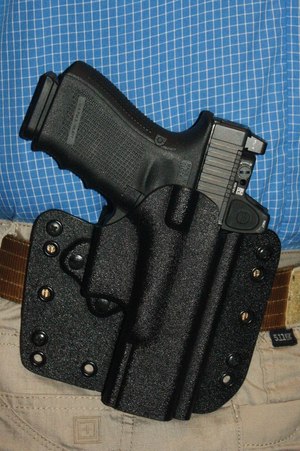 The Glock G19/Trijicon RMR combination was very comfortable for all-day wear in the DeSantis holster.