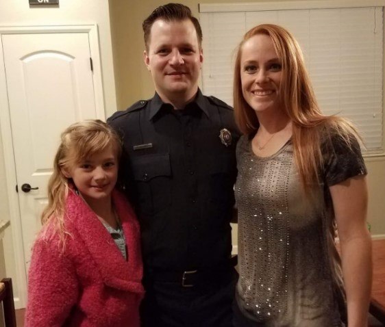 Macdonald with his fiance, Lauryn Smith, and 10-year-old daughter, Kaycee.