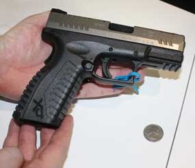 While you don’t gain any added concealment with the grip length unchanged, you also don’t lose any rounds for when the fight is on — when it comes to bullets, we’d rather have them and not need them than need them and not have them.