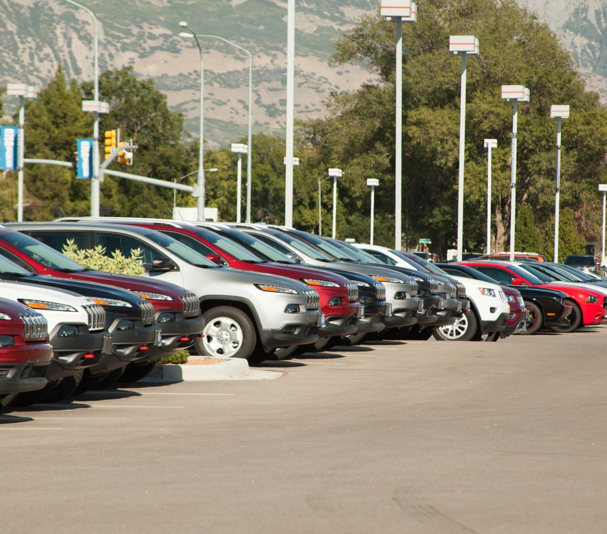 how much can you save buying a car at the end of the year
