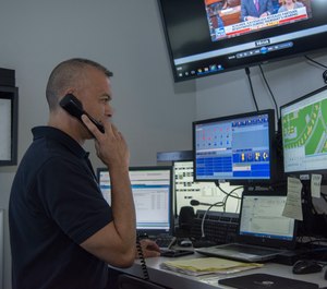 How to become a 911 dispatcher