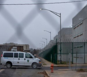 A large percentage of inmates' escapes take place during correctional transport.