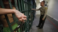 L.A. county board pulls plan to decrease jail population