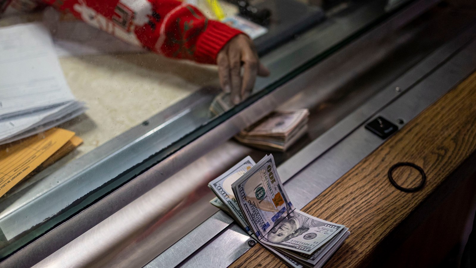 Ill Supreme Court Upholds Law Eliminating Cash Bail