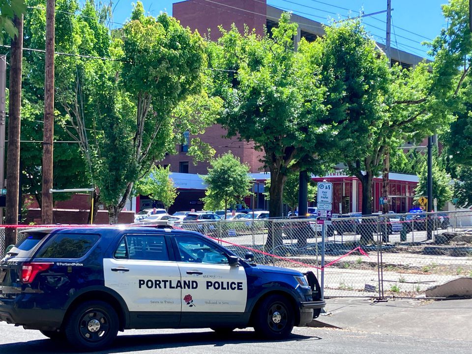 1 Dead, 1 Injured In Shooting Inside Ore. Hospital