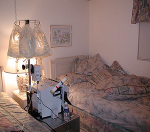 A hemodialysis nurse later met with and trained more than 75 other paramedics and emergency medical technicians on how to take someone off a home machine.
