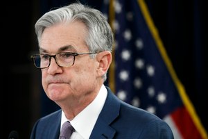 In this March 3, 2020 photo, Federal Reserve Chair Jerome Powell pauses during a news conference in Washington. Image: AP Photo/Jacquelyn Martin