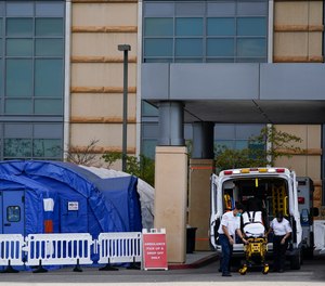 The American Paramedic Association is urging governors to give EMS providers the same priority in vaccine distribution as other high-risk healthcare providers.