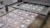 Pfizer asks U.S. officials to approve COVID-19 antiviral pill