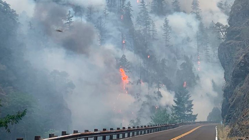 A nearby wildfire has knocked out power to Pelican Bay State Prison.