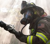 4 ways this rugged, reliable radio helps firefighters be ready for the unexpected