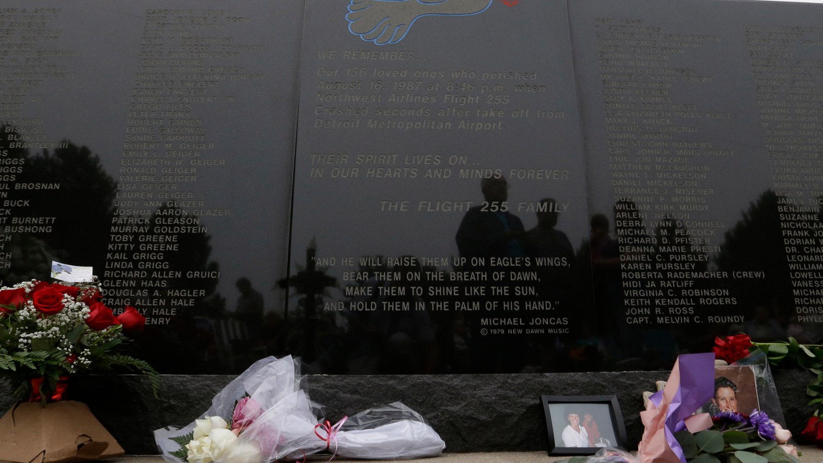 Paramedic To Donate Proceeds From Song About 1987 Metro Detroit Plane Crash Paramedic To Donate Proceeds From Song About 1987 Metro Detroit Plane Crash