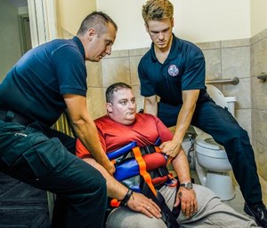 The foam-cushioned vest, in standard and bariatric sizes, secures easily around patients’ torsos with three heavy-duty, quick-release buckles and removable upper-leg straps. (image/ Binder Lift)