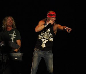 Bret Michaels said he also plans to donate to the Las Vegas Victims’ Fund during his performance through his Life Rocks Foundation.