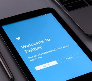 What’s the point of super-sized tweets if readers are bored by the time they reach character 141? (Photo/Max Pixel)