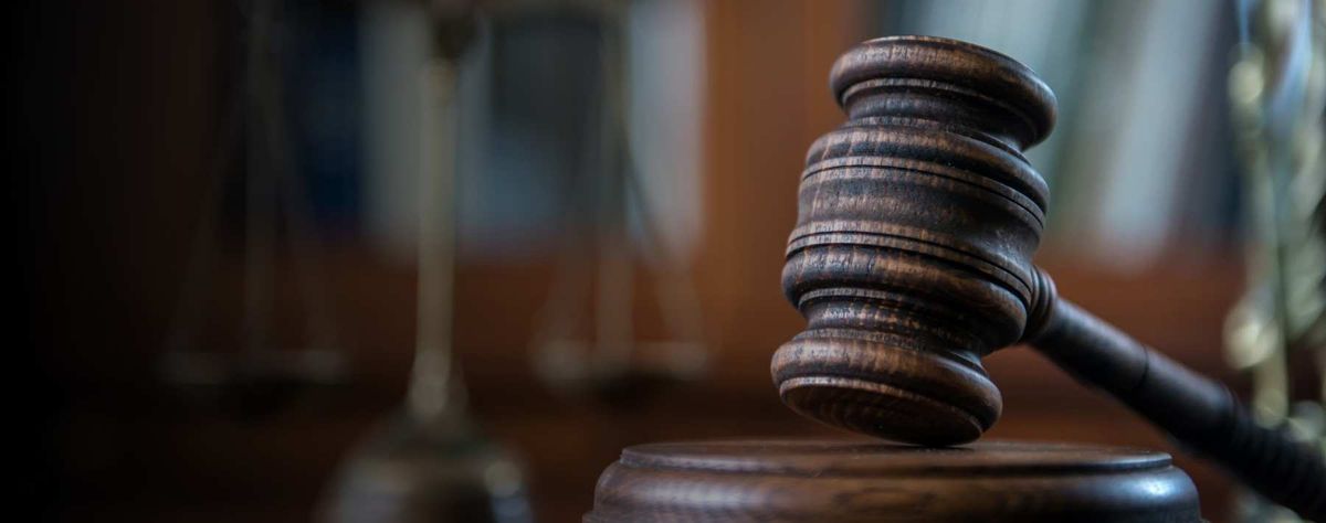 Second shot after clearing weapon leads to liability