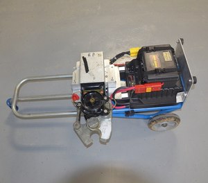 The Power Hawk has two major component parts to it: an extremely powerful hydraulic engine and a pair of scissor-like jaws.