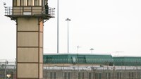 1 inmate killed, 3 inmates and deputy injured in Ohio transport crash