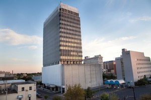 View of 420 Main (center) and The Sycamore Building (right) prior to demolition.