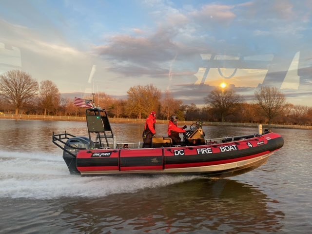 DC Fire Boat