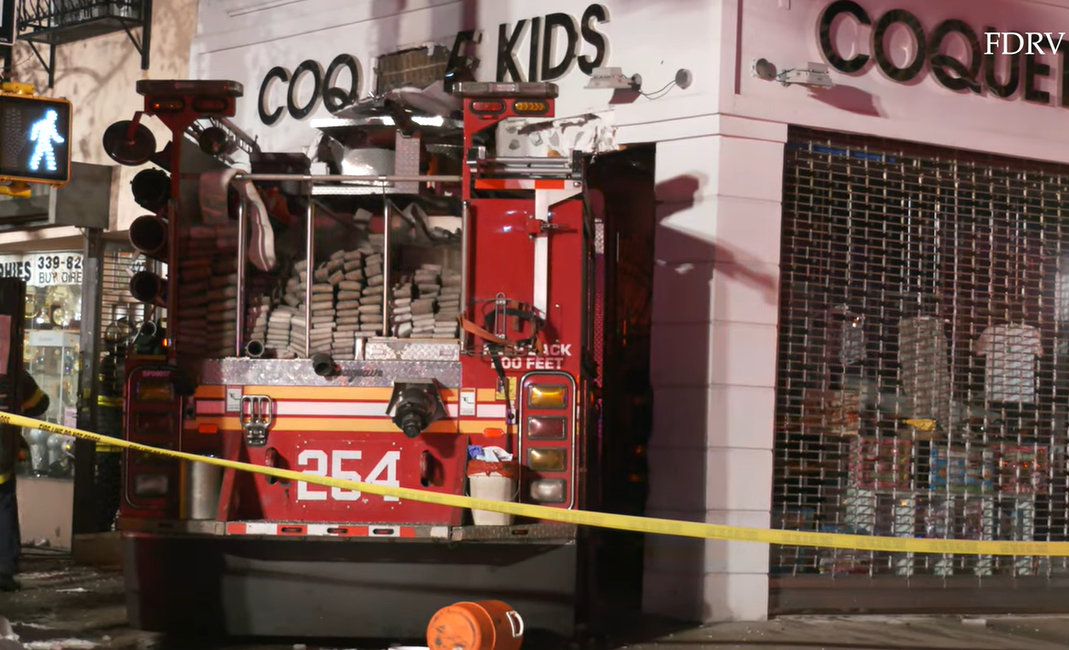 Video: 5 FDNY firefighters injured when engine crashes into Brooklyn store