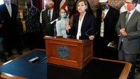 Iowa governor signs order restoring felon voting rights
