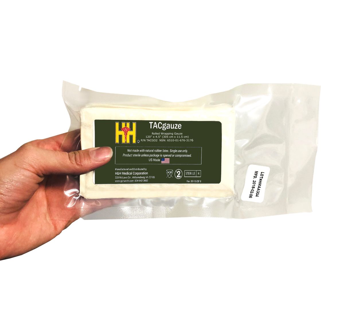 wrapping wound gauze