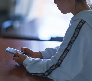 Many smartphone apps can give students almost instant contact with friends, parents and public safety.