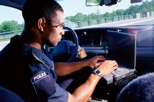 First responders must also be confident that their wireless carrier offers solid network reliability, data priority for their traffic, and local support that is there whenever they need it.