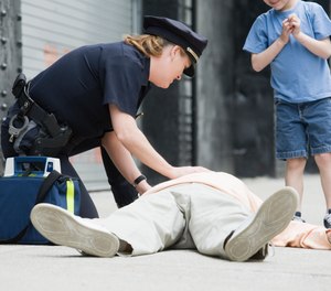 Police officers are often first on scene and may need to administer trauma care until EMS arrives. These are the supplies you may want to carry.
