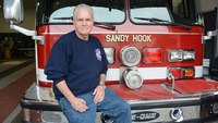 Longtime Sandy Hook chief dies after call