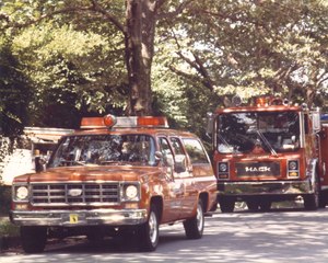 A 1980s chief’s rig was little more than a basic ride to the fire with a radio and toolbox.