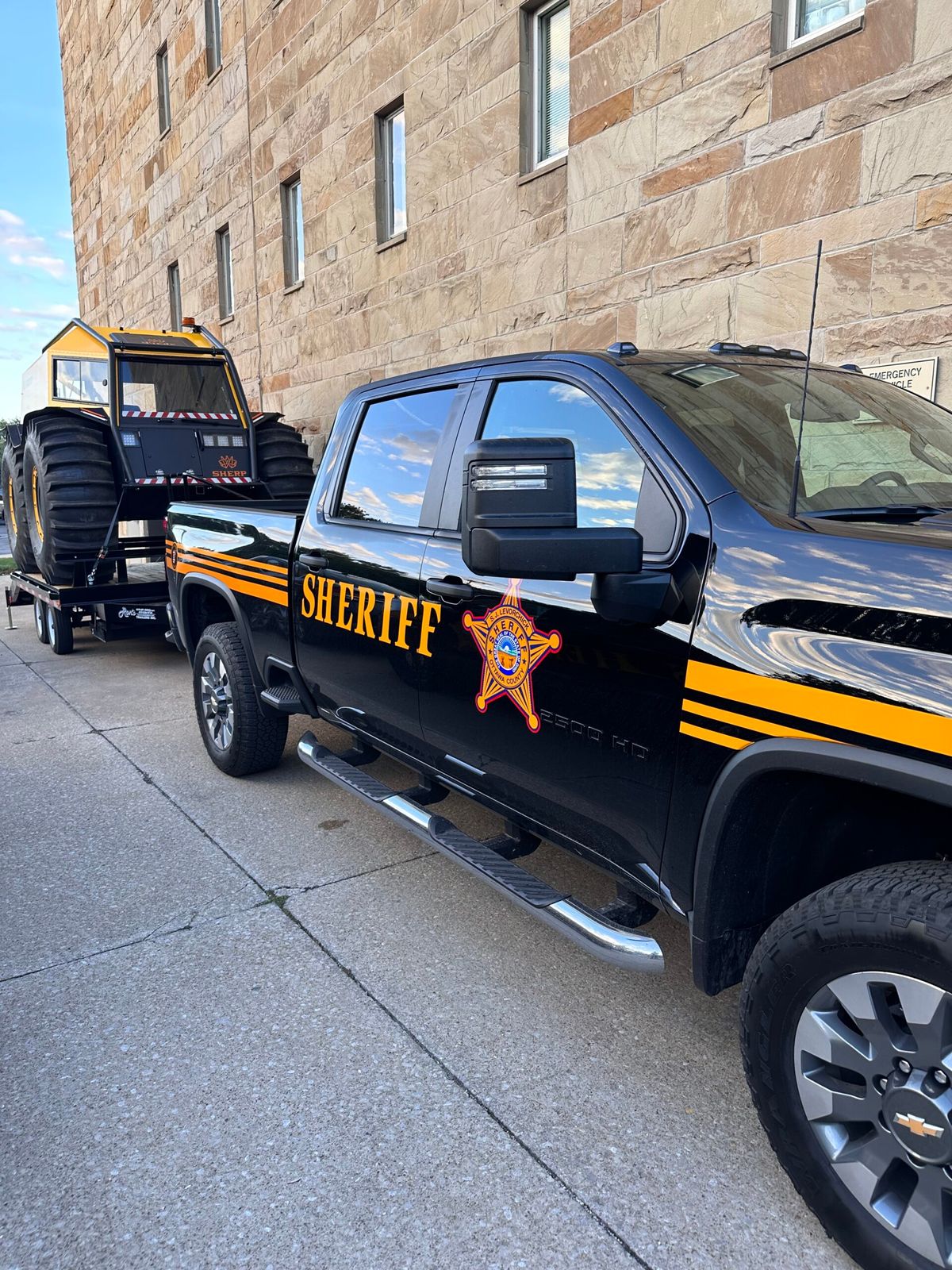Ohio sheriff office adds amphibious vehicle to its fleet