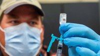 Appeals court tosses vaccine mandate for California COs