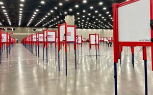 The Kentucky Exposition Center serves as the sole in-person voting site for Louisville residents. Image: AP Photo/Piper Blackburn