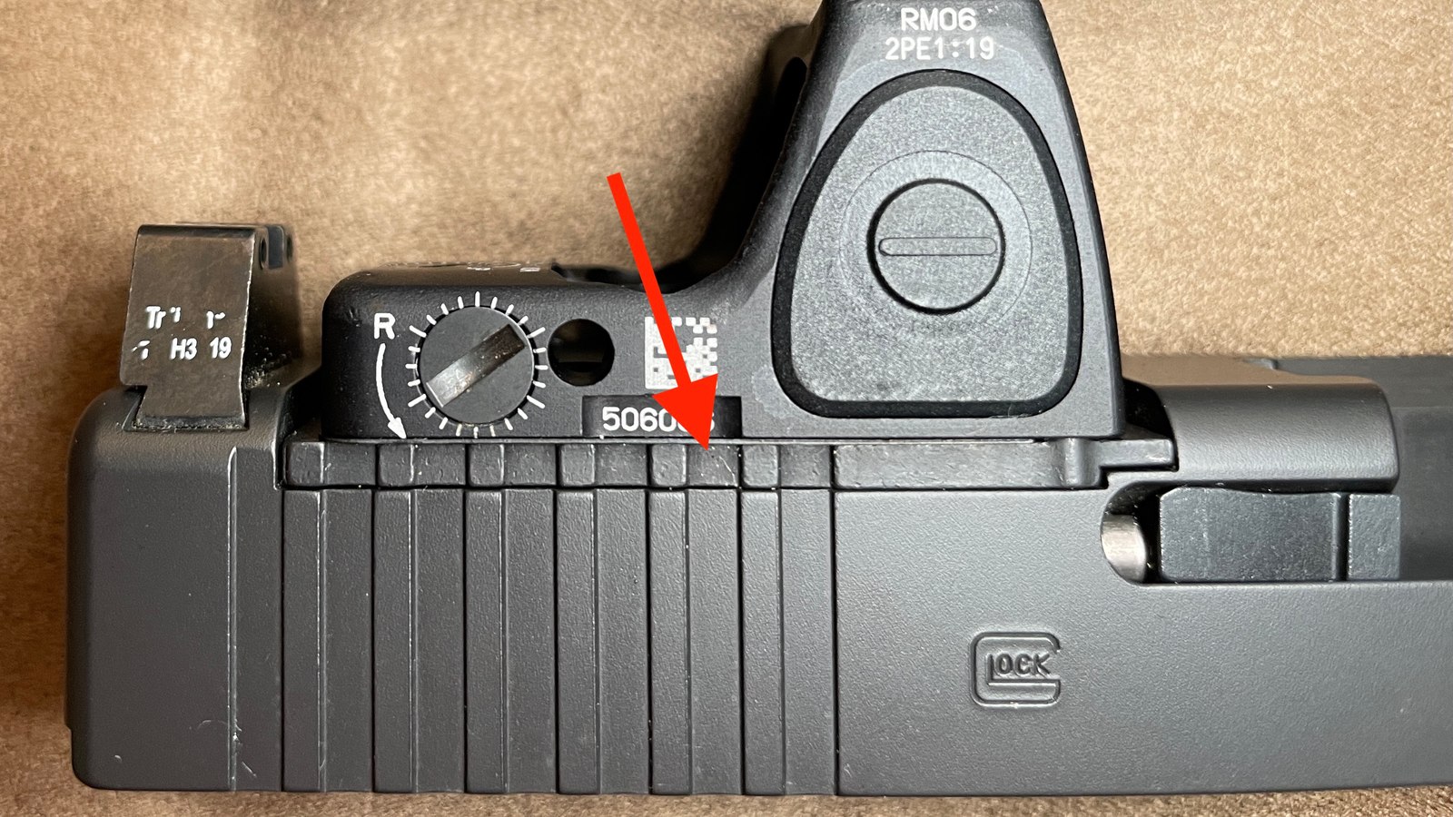 How to mount a red dot sight on a pistol