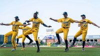 Play ball! 5 leadership lessons from the Savannah Bananas