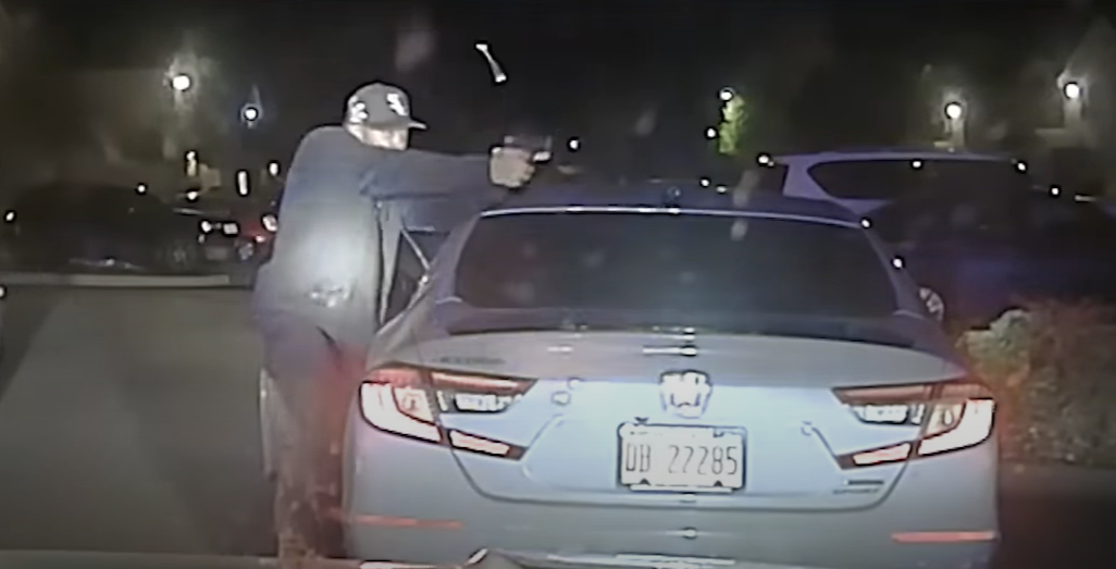 Video Ill officer shot multiple times beaten by suspect during traffic stop