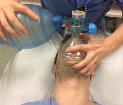 Adult Resuscitation System 1L bag + relief valve size 4 mask - Henry Schein  Medical