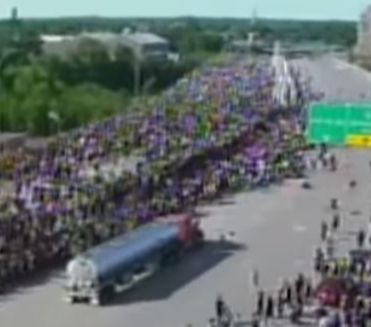 Video Truck Drives Full Speed Toward Protesters In Minneapolis