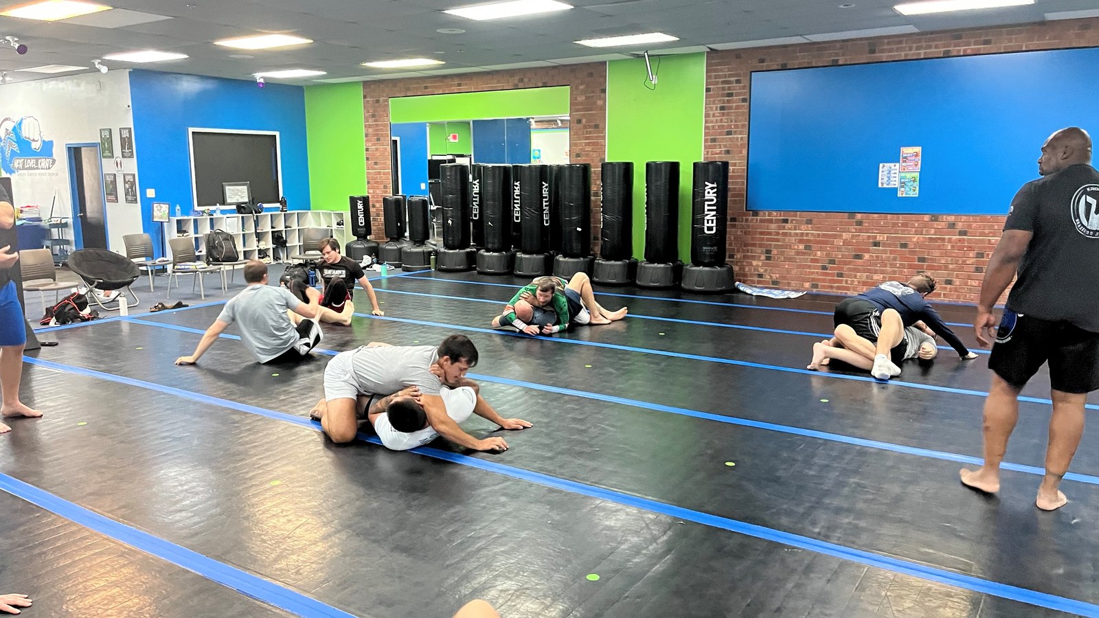 The value of a principle-based approach to defensive tactics training