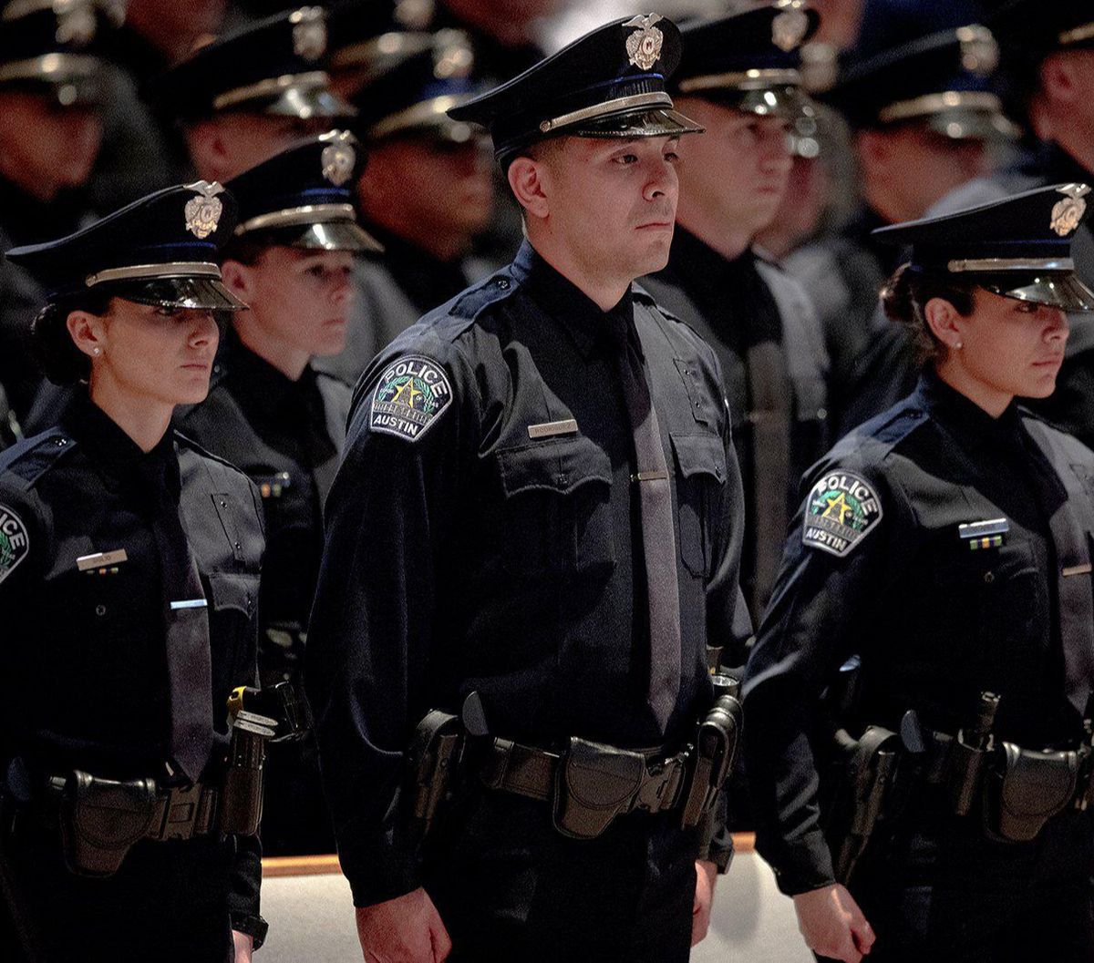Austin Police Department seeing more officers leave