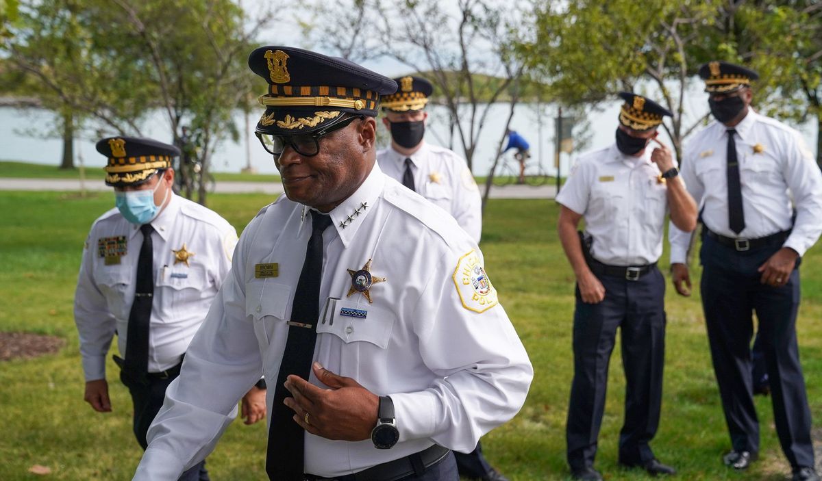 Chicago police reverse course, signal return to bigger narcotics unit