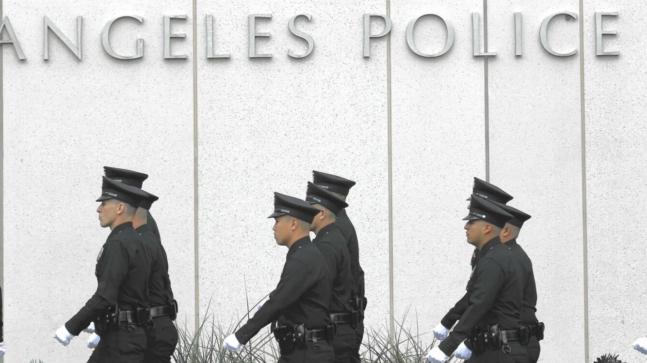 LAPD officer files suit against dept., alleging supervisors ignored sexual harassment