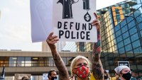 Minneapolis didn't change charter, but pressure on police remains