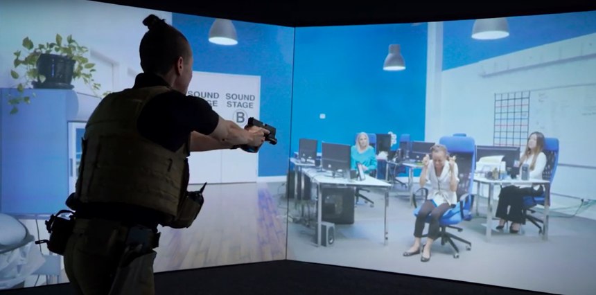 Simulation training from VirTra can help officers learn how to effectively communicate with someone experiencing a mental health crisis to delay or avoid use of force.