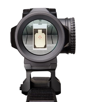 The SPITFIRE HD Gen II features an illuminated reticle with a segmented arc for CQB distances and ballistic drop compensation hash marks for longer distances.