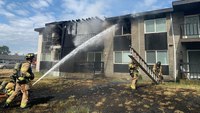 Off-duty Wash. FF evacuates residents from burning apartment building